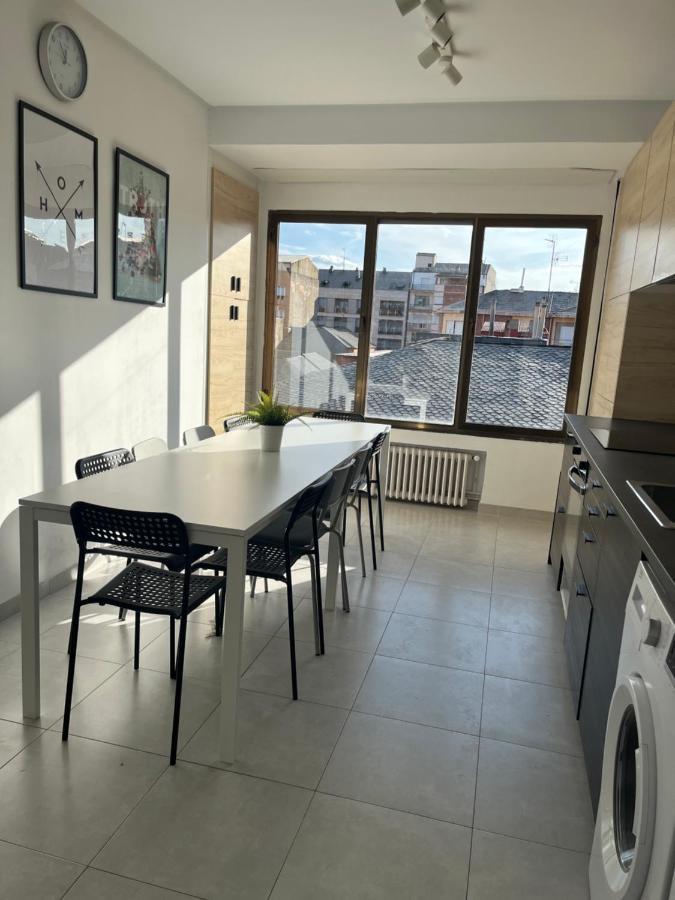Bierzo Habita Apartments Ponferrada Buitenkant foto